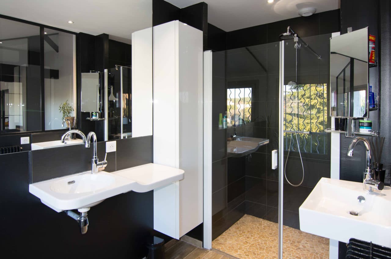 découvrez le coût d'une salle de bain à puteaux : estimations de prix, conseils pour votre budget et astuces pour réussir la rénovation de votre salle de bain dans la région de puteaux.
