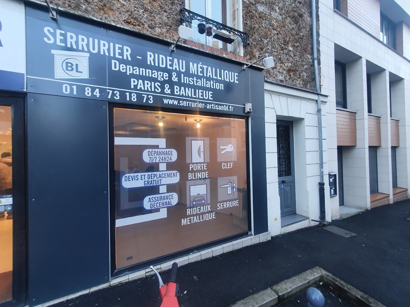 besoin d'un d&eacute;pannage serrurier rapide &agrave; puteaux ? intervention 24h/24 et 7j/7 pour ouverture de porte, remplacement de serrure et s&eacute;curit&eacute; de votre domicile. devis gratuit et d&eacute;placement rapide dans tout puteaux.