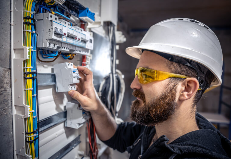 obtenez rapidement un devis électricité gratuit à puteaux pour tous vos travaux électriques. comparez les tarifs et trouvez un électricien qualifié près de chez vous !