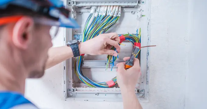 obtenez rapidement un devis électricité à puteaux pour tous vos travaux d'installation, de rénovation ou de dépannage. service professionnel, tarifs transparents et intervention rapide.