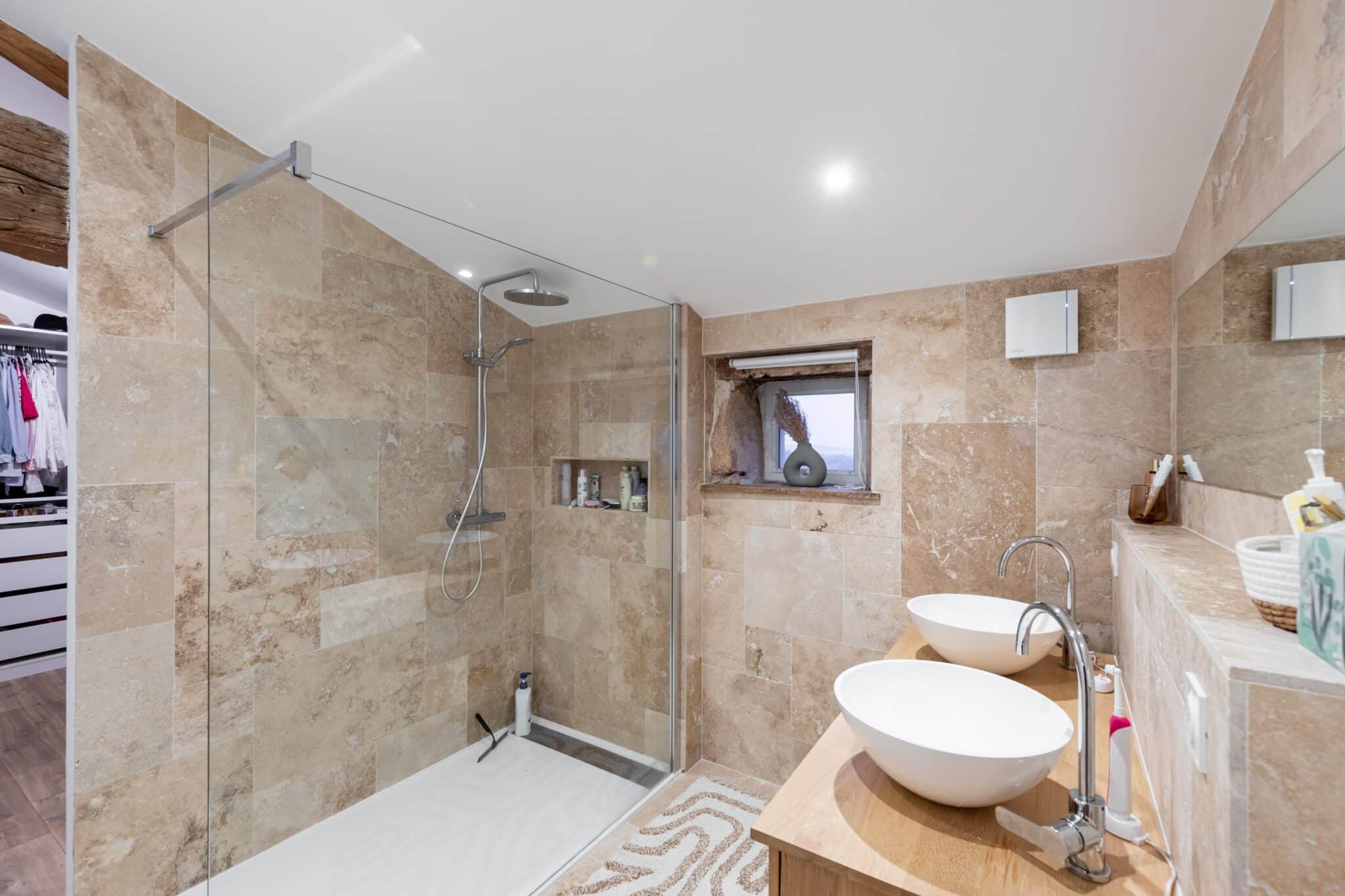 obtenez rapidement un devis personnalisé pour la rénovation de votre salle de bain à puteaux. nos artisans qualifiés vous accompagnent dans tous vos projets, pour une salle de bain moderne et fonctionnelle.