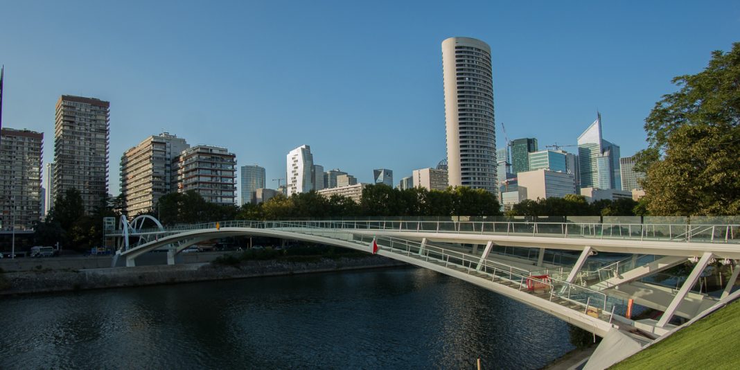 trouvez un &eacute;lectricien qualifi&eacute; &agrave; puteaux pour vos travaux d'&eacute;lectricit&eacute; : installations, d&eacute;pannages, mises aux normes et interventions rapides. devis gratuit et conseils personnalis&eacute;s.