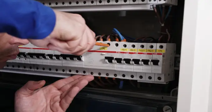 besoin d'un &eacute;lectricien &agrave; puteaux ? profitez de services d'&eacute;lectricit&eacute; fiables pour installations, d&eacute;pannages et mises aux normes &agrave; puteaux. intervention rapide et professionnelle.
