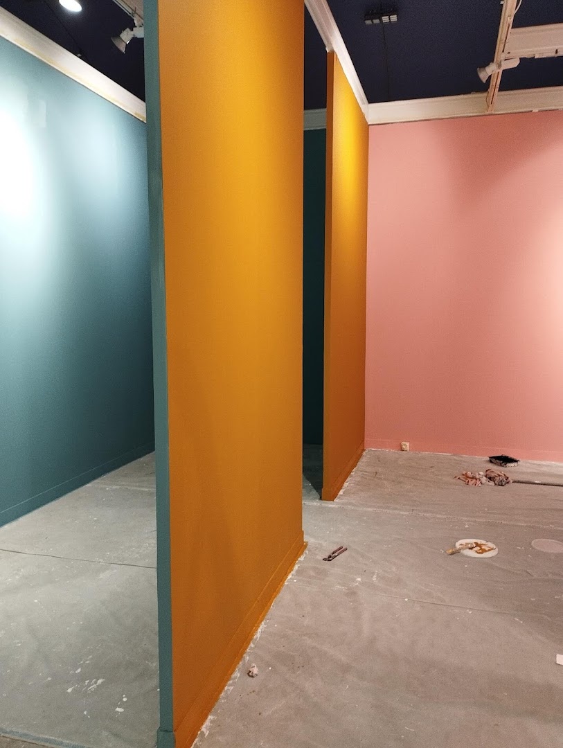 découvrez notre service de peinture de qualité à puteaux : travaux soignés, matériaux haut de gamme et finitions impeccables pour sublimer votre intérieur ou extérieur.