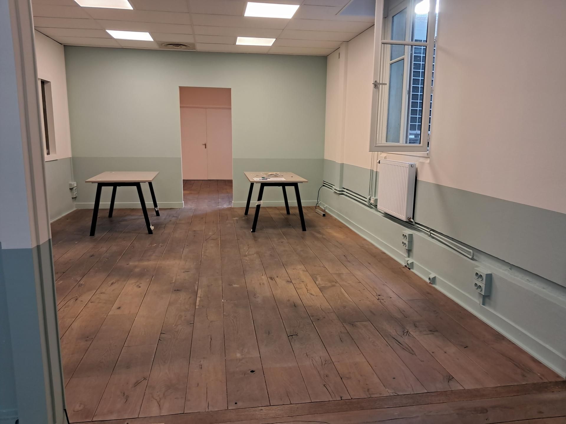 d&eacute;couvrez les tarifs moyens pour des travaux de peinture &agrave; puteaux. obtenez des conseils et des devis gratuits pour r&eacute;aliser vos projets &agrave; petit prix avec des professionnels qualifi&eacute;s.
