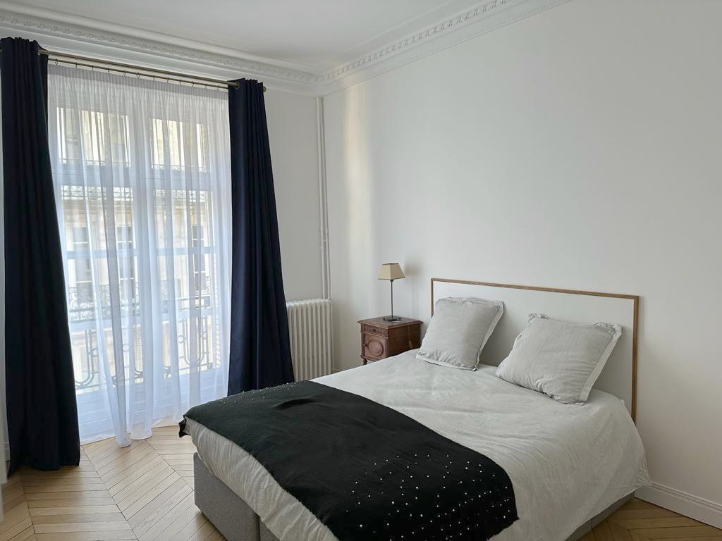 découvrez nos conseils et astuces pour réussir la rénovation de votre appartement en île-de-france. trouvez des idées, des professionnels et des solutions adaptées à votre projet de réno dans la région idf.