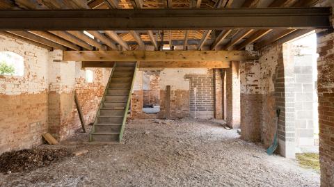 d&eacute;couvrez nos conseils et solutions pour r&eacute;ussir votre projet de r&eacute;novation. id&eacute;es, astuces et accompagnement pour transformer votre int&eacute;rieur ou ext&eacute;rieur selon vos envies et votre budget.