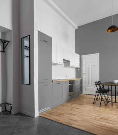d&eacute;couvrez nos services de r&eacute;novation : conseils, astuces et accompagnement pour r&eacute;nover votre maison ou appartement en toute s&eacute;r&eacute;nit&eacute;. donnez un nouveau souffle &agrave; votre int&eacute;rieur gr&acirc;ce &agrave; des solutions personnalis&eacute;es et professionnelles.