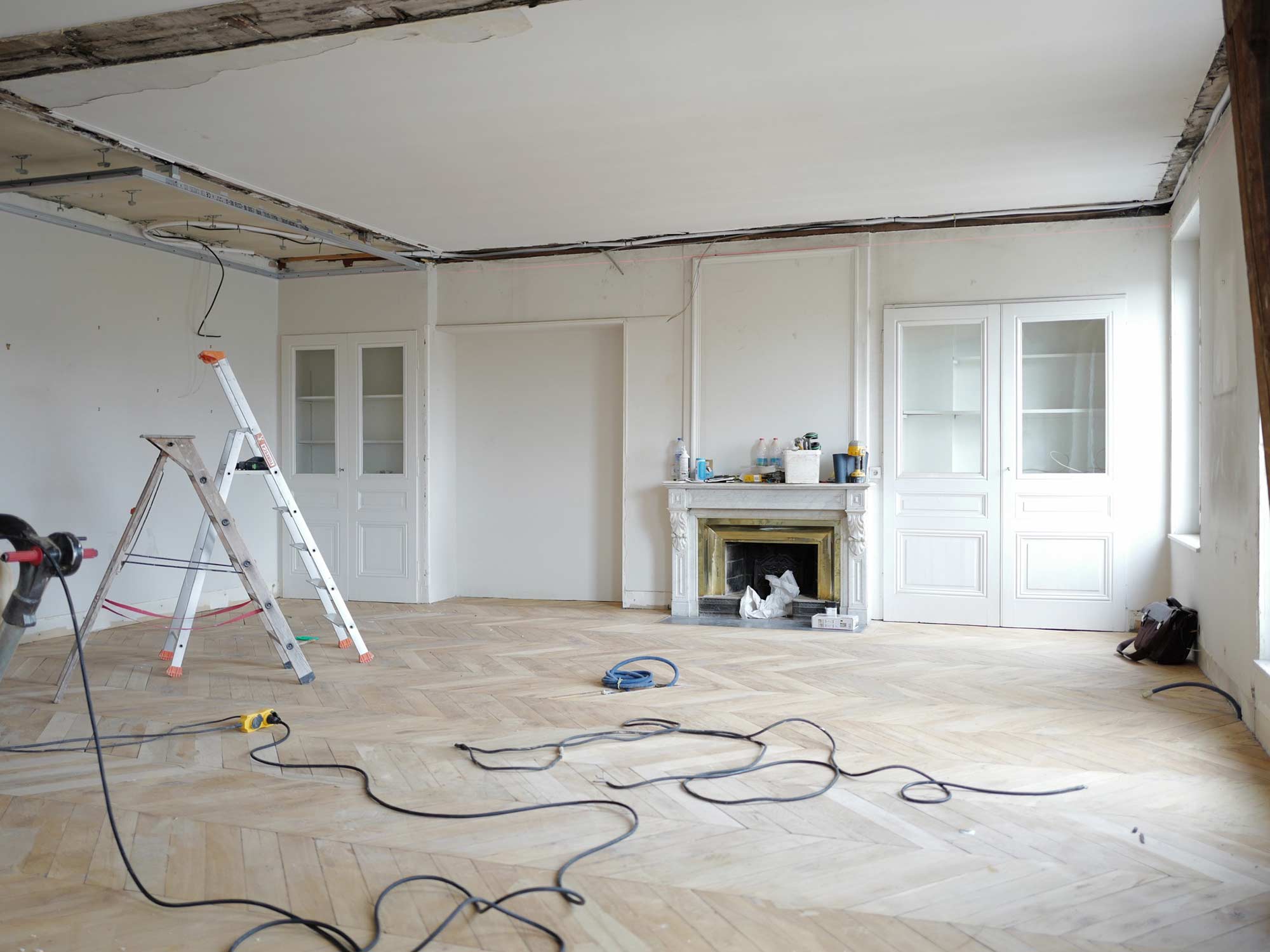 d&eacute;couvrez nos conseils et astuces pour r&eacute;ussir la r&eacute;novation de votre appartement. gagnez en confort, modernisez vos espaces et augmentez la valeur de votre bien gr&acirc;ce &agrave; un accompagnement professionnel sur-mesure.