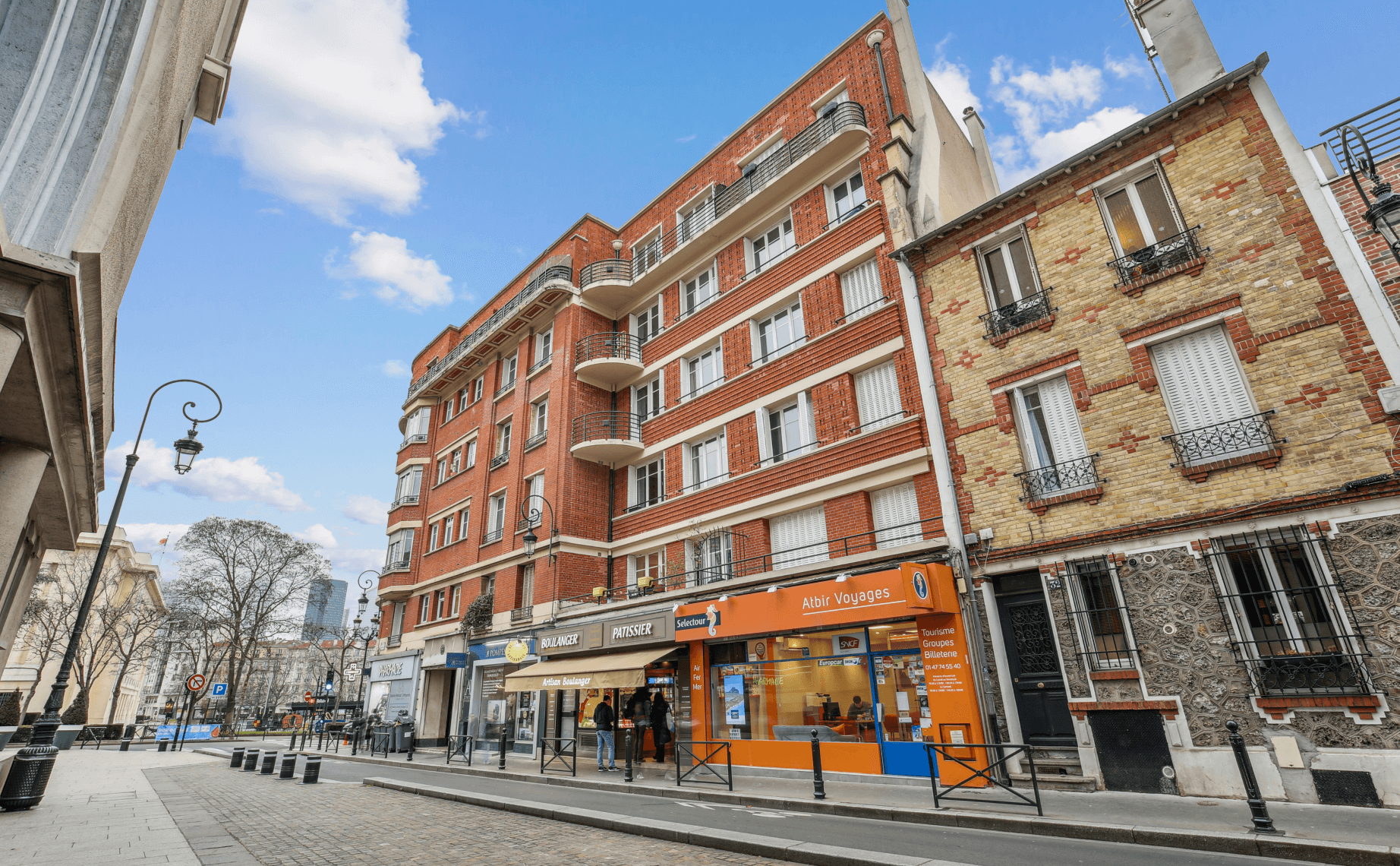 confiez la r&eacute;novation de votre appartement haussmannien &agrave; puteaux &agrave; des experts. prestations sur mesure, respect du style d&rsquo;origine et mat&eacute;riaux de qualit&eacute; pour un int&eacute;rieur &eacute;l&eacute;gant et authentique.
