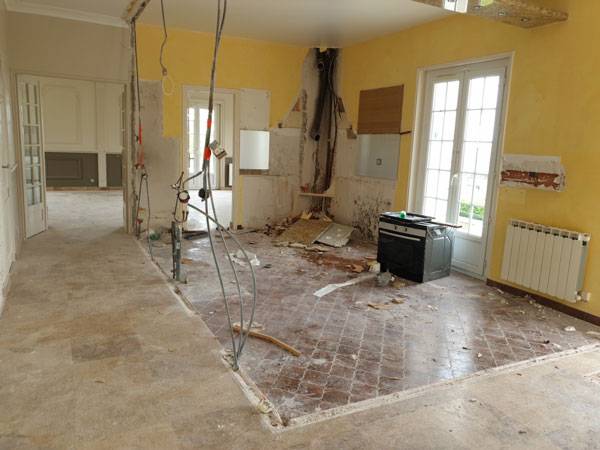 d&eacute;couvrez des solutions de r&eacute;novation sur-mesure en &icirc;le-de-france. conseils, accompagnement et expertise pour vos projets d'am&eacute;nagement, de r&eacute;novation int&eacute;rieure ou ext&eacute;rieure.