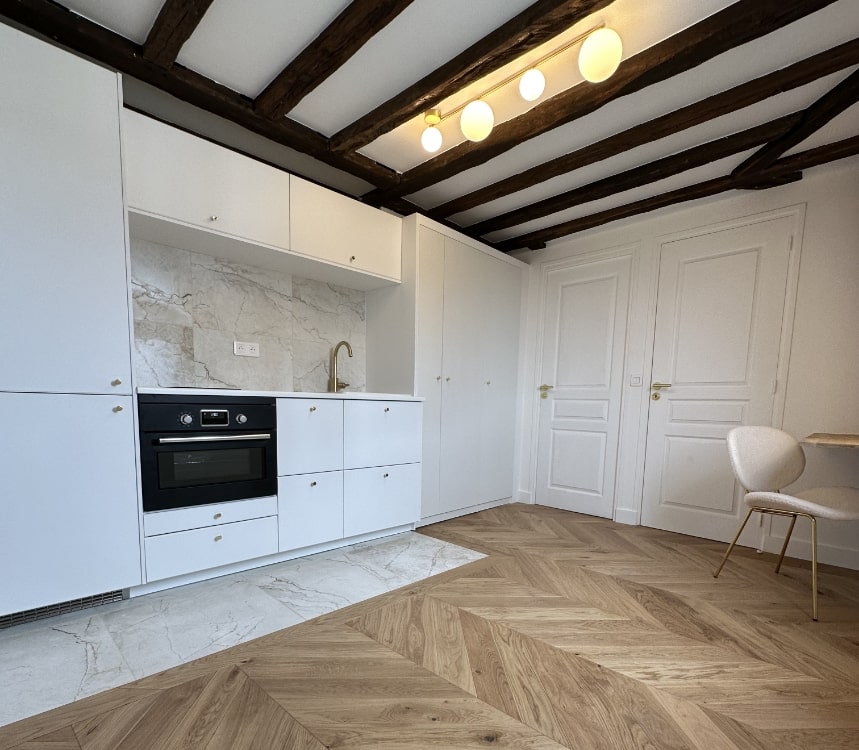 confiez vos travaux de rénovation en île-de-france à des experts : modernisation, aménagement, rénovation intérieure ou extérieure. obtenez un devis gratuit sur mesure !