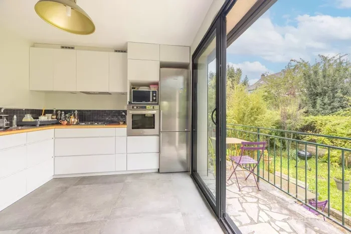 confiez la r&eacute;novation de votre maison &agrave; puteaux 92800 &agrave; des experts qualifi&eacute;s. obtenez un devis gratuit, des conseils personnalis&eacute;s et un accompagnement sur mesure pour tous vos travaux de r&eacute;novation int&eacute;rieure ou ext&eacute;rieure.