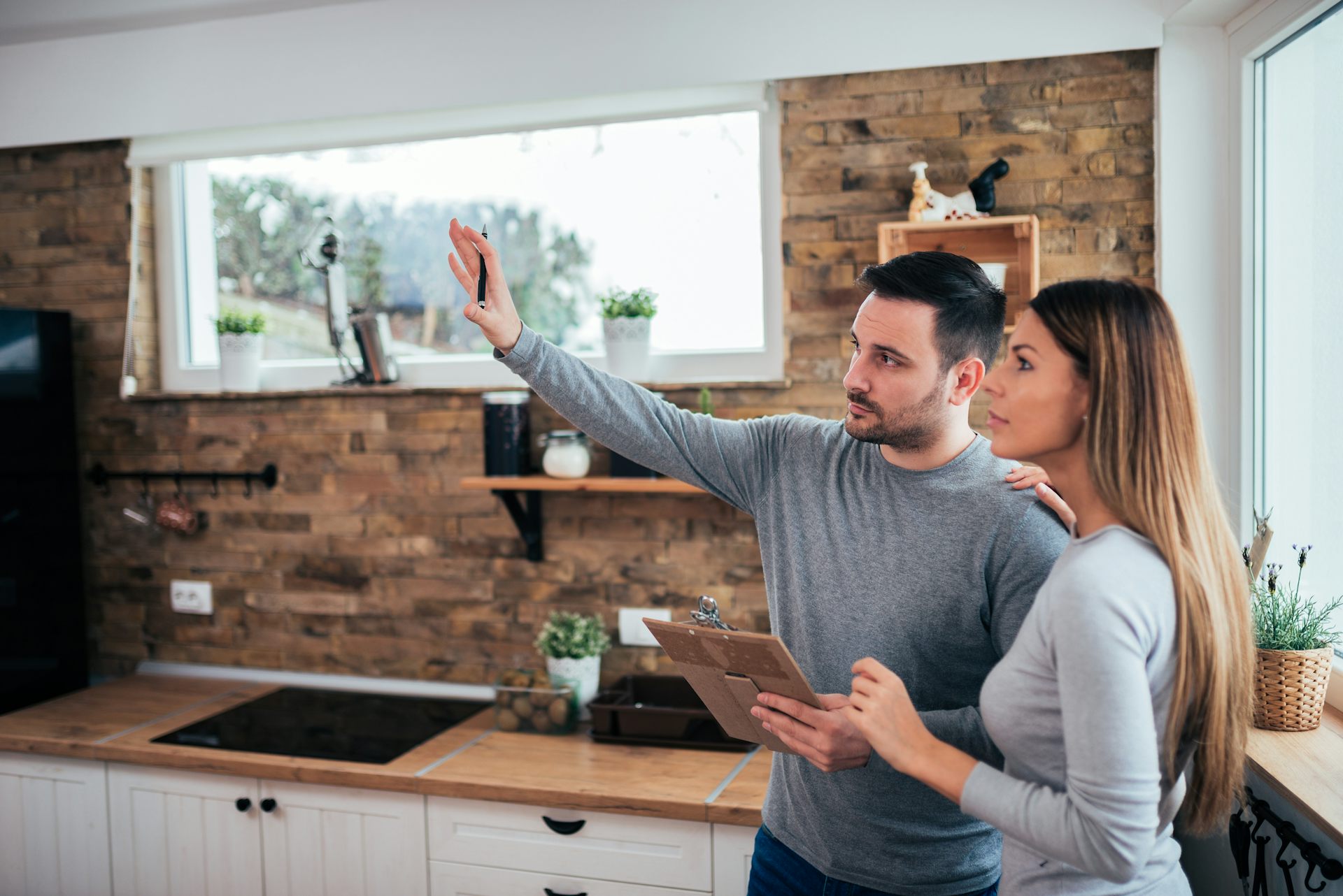 d&eacute;couvrez nos solutions compl&egrave;tes de r&eacute;novations pour votre maison ou appartement : conseils, tendances, et accompagnement pour transformer votre espace selon vos envies et besoins.