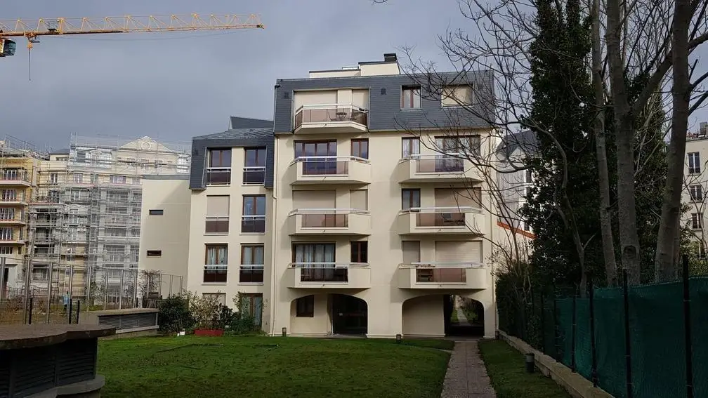 d&eacute;couvrez toutes les informations sur les travaux en cours et &agrave; venir &agrave; puteaux : circulation, voirie, projets urbains et conseils pratiques pour les habitants et les visiteurs.