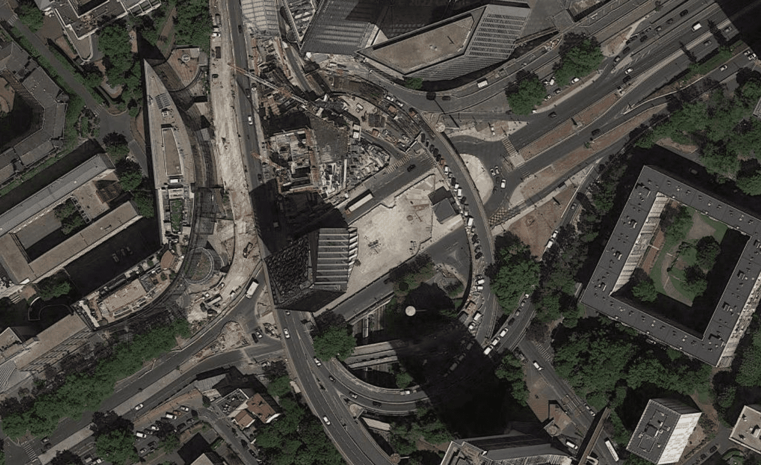 d&eacute;couvrez tous les travaux en cours et &agrave; venir &agrave; puteaux : voirie, r&eacute;novation urbaine, chantiers publics et informations utiles pour les habitants et professionnels.