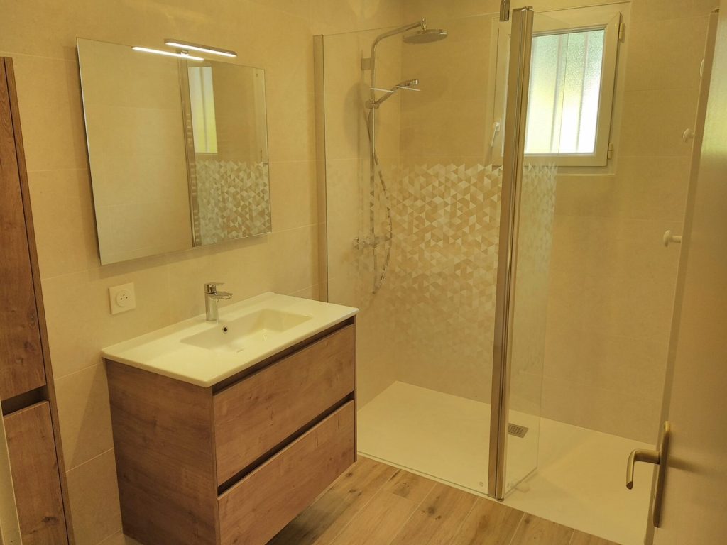 besoin de r&eacute;nover votre salle de bain &agrave; puteaux ? profitez d&rsquo;un service professionnel pour la cr&eacute;ation ou la r&eacute;novation compl&egrave;te de votre salle de bain. devis gratuit et rapide !