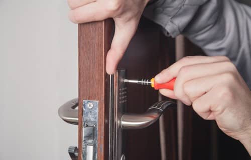besoin d'un serrurier en urgence &agrave; puteaux ? intervention rapide pour toute ouverture de porte, d&eacute;pannage et remplacement de serrure 24h/24 et 7j/7. devis gratuit, travail professionnel et s&eacute;curis&eacute;.