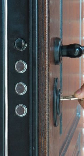 besoin d'un serrurier rapide à puteaux ? intervention efficace 24h/24 pour ouvertures de porte, changements de serrure et dépannages d'urgence. devis gratuit et déplacement express !