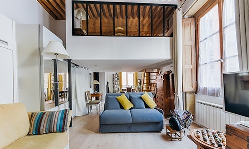 découvrez nos conseils et astuces essentiels pour réussir la rénovation de votre appartement, du choix des matériaux à l'aménagement optimal.