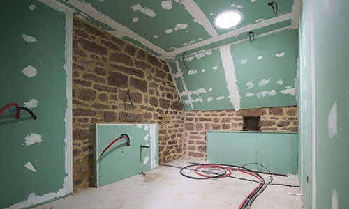 découvrez les étapes clés pour réussir votre rénovation intérieure, de la planification à la réalisation, afin de transformer votre maison avec succès.